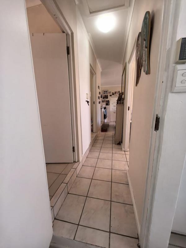 3 Bedroom Property for Sale in Fraaiuitsig Western Cape